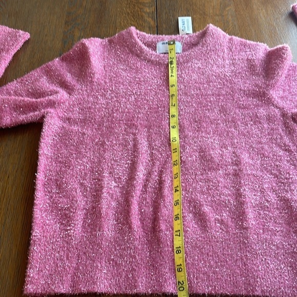 NWT Old Navy Eyelash Sweater Pink Glitter Size Medium Crew Neck Long Sleeves - Picture 8 of 13